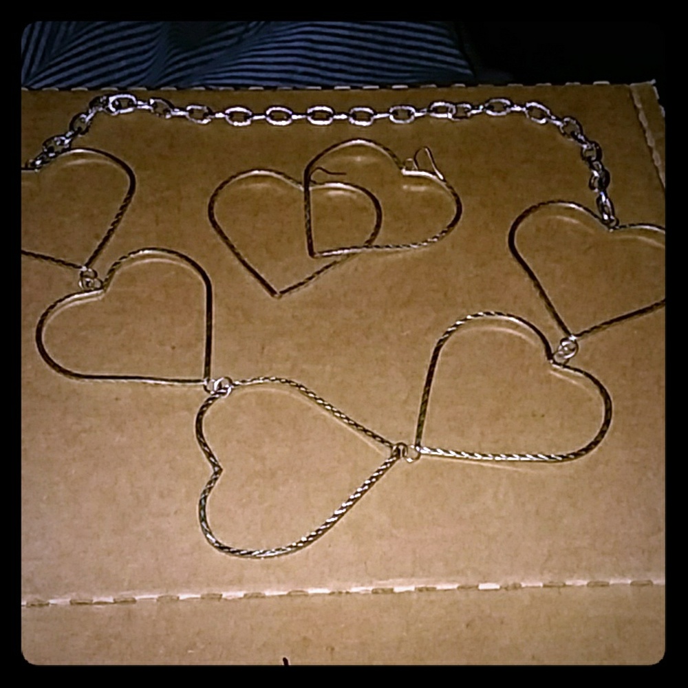 Hearts necklace and earrrings set